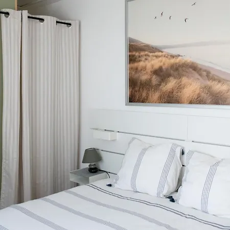 Вилла Les Frangines - Maison De Avec Jardin О